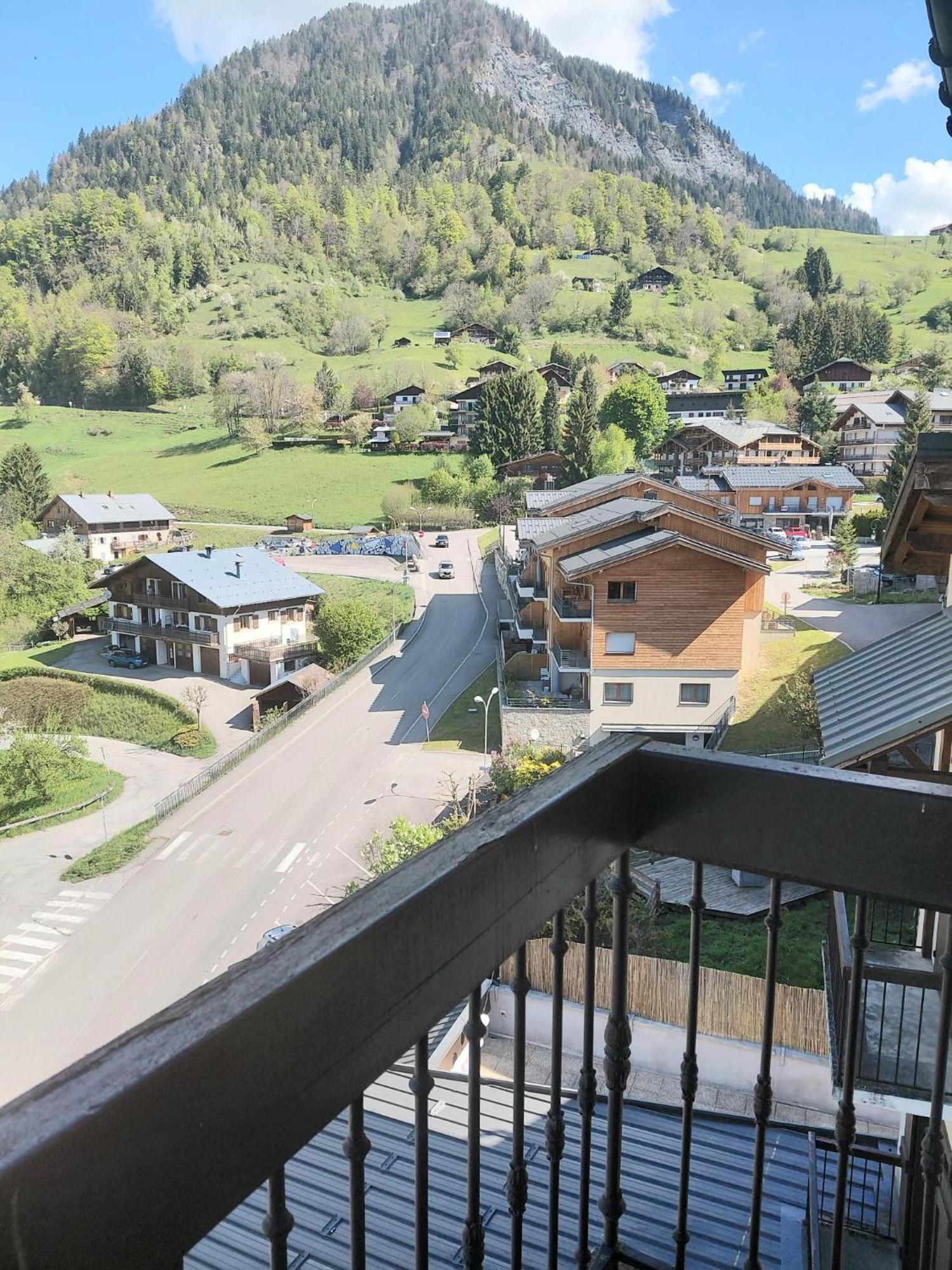Hotel Le Montblanc فلوميه المظهر الخارجي الصورة